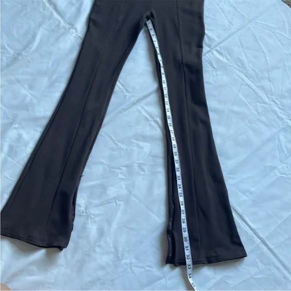 ALO Yoga Brown flare zip Leggings - Picture 7 of 11